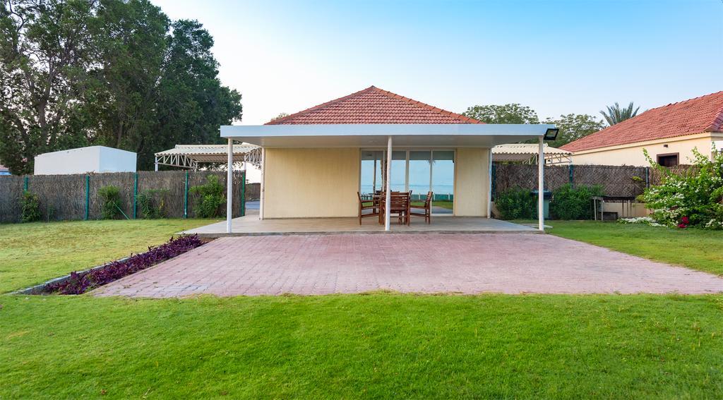 Barracuda Resort 3*